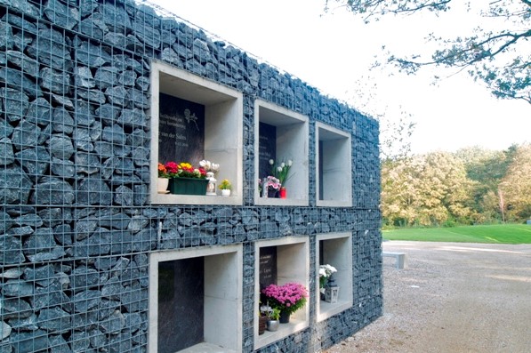Urnenmuur